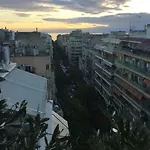 Stylish Seaview Rooftop ゲストハウス