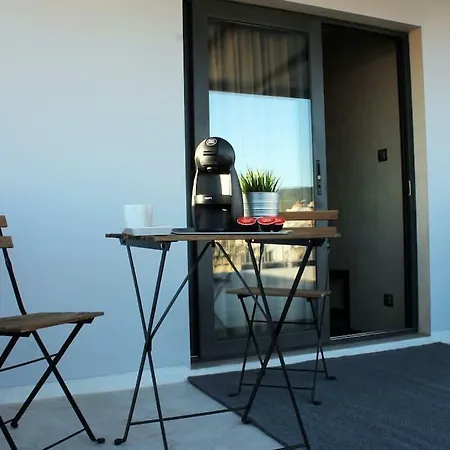 Stylish Seaview Rooftop 4* Selanik
