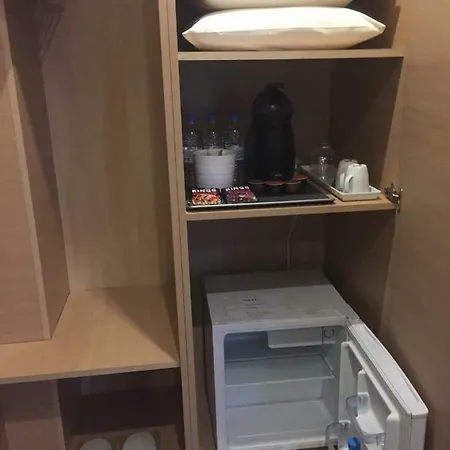 Stylish Seaview Rooftop Gasthuis