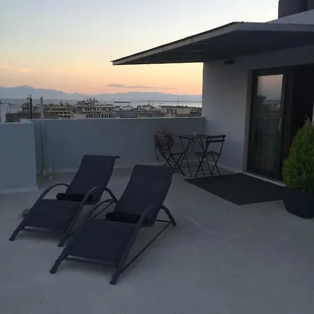 Stylish Seaview Rooftop Gasthuis 4*