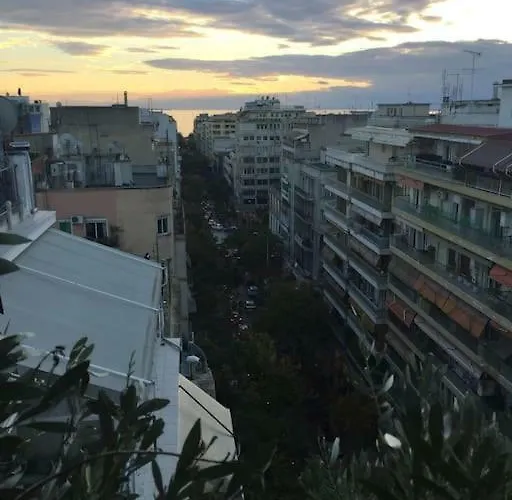 Stylish Seaview Rooftop Pensjonat